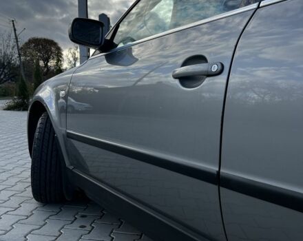 Серый Фольксваген Пассат, объемом двигателя 2 л и пробегом 328 тыс. км за 3100 $, фото 3 на Automoto.ua