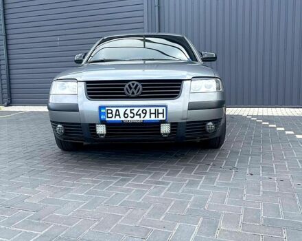 Серый Фольксваген Пассат, объемом двигателя 1.6 л и пробегом 274 тыс. км за 5200 $, фото 2 на Automoto.ua