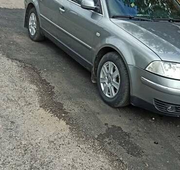 Серый Фольксваген Пассат, объемом двигателя 1.8 л и пробегом 345 тыс. км за 5150 $, фото 16 на Automoto.ua