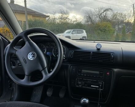 Серый Фольксваген Пассат, объемом двигателя 2 л и пробегом 328 тыс. км за 3100 $, фото 22 на Automoto.ua