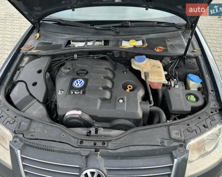 Серый Фольксваген Пассат, объемом двигателя 1.9 л и пробегом 332 тыс. км за 4350 $, фото 12 на Automoto.ua
