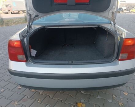 Серый Фольксваген Пассат, объемом двигателя 1.9 л и пробегом 375 тыс. км за 2650 $, фото 13 на Automoto.ua