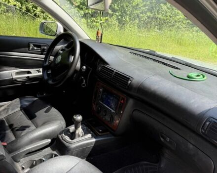 Сірий Фольксваген Пассат, об'ємом двигуна 1.8 л та пробігом 336 тис. км за 4300 $, фото 9 на Automoto.ua