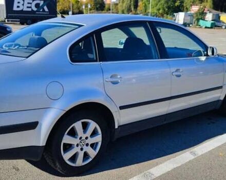 Сірий Фольксваген Пассат, об'ємом двигуна 1.6 л та пробігом 250 тис. км за 4400 $, фото 7 на Automoto.ua