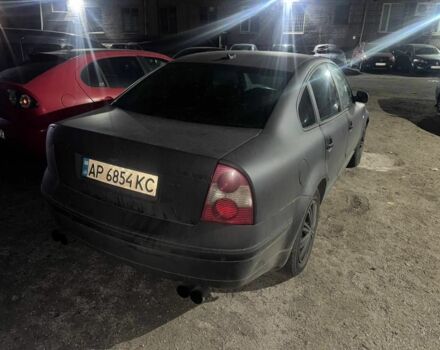 Сірий Фольксваген Пассат, об'ємом двигуна 2.5 л та пробігом 327 тис. км за 2000 $, фото 2 на Automoto.ua