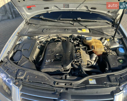 Серый Фольксваген Пассат, объемом двигателя 1.8 л и пробегом 243 тыс. км за 4500 $, фото 11 на Automoto.ua