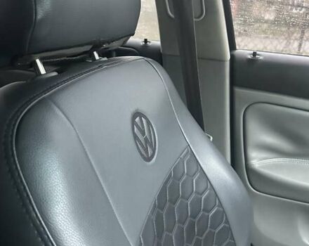 Серый Фольксваген Пассат, объемом двигателя 2.5 л и пробегом 325 тыс. км за 4000 $, фото 5 на Automoto.ua