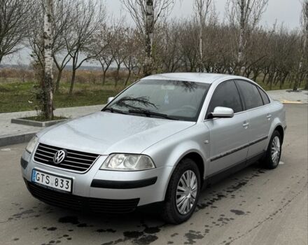 Серый Фольксваген Пассат, объемом двигателя 1.9 л и пробегом 333 тыс. км за 2300 $, фото 1 на Automoto.ua