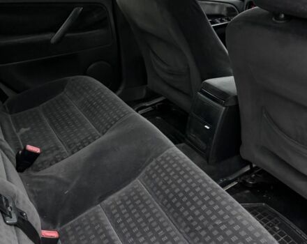 Серый Фольксваген Пассат, объемом двигателя 1.9 л и пробегом 333 тыс. км за 2300 $, фото 13 на Automoto.ua