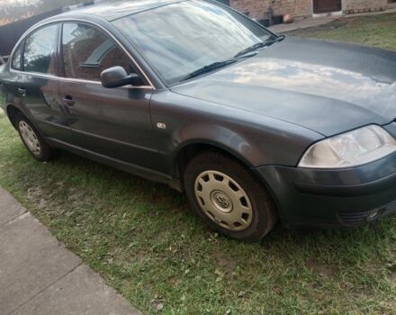 Серый Фольксваген Пассат, объемом двигателя 0 л и пробегом 250 тыс. км за 3700 $, фото 2 на Automoto.ua