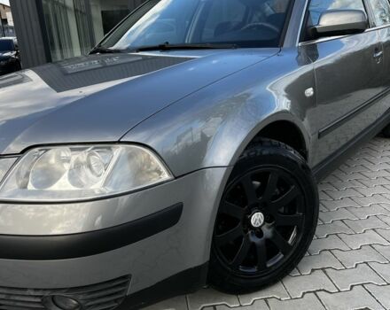 Серый Фольксваген Пассат, объемом двигателя 2 л и пробегом 328 тыс. км за 3100 $, фото 2 на Automoto.ua