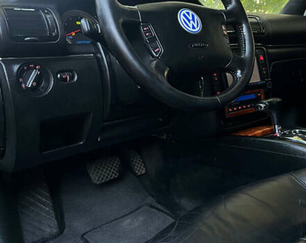 Серый Фольксваген Пассат, объемом двигателя 4 л и пробегом 363 тыс. км за 5500 $, фото 21 на Automoto.ua