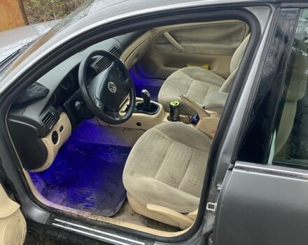 Серый Фольксваген Пассат, объемом двигателя 1.9 л и пробегом 446 тыс. км за 1400 $, фото 3 на Automoto.ua