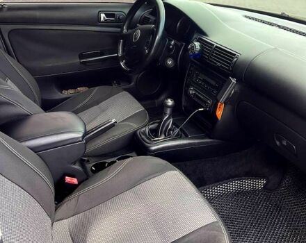 Серый Фольксваген Пассат, объемом двигателя 1.6 л и пробегом 274 тыс. км за 5200 $, фото 5 на Automoto.ua