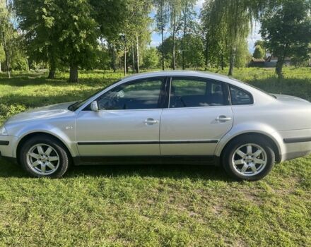 Серый Фольксваген Пассат, объемом двигателя 1.9 л и пробегом 320 тыс. км за 3500 $, фото 2 на Automoto.ua