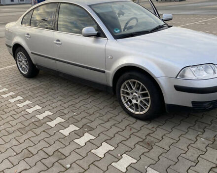 Серый Фольксваген Пассат, объемом двигателя 1.6 л и пробегом 231 тыс. км за 4800 $, фото 1 на Automoto.ua