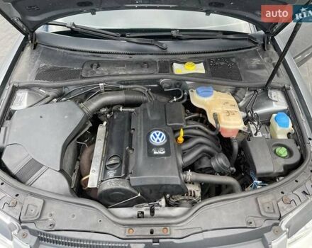 Серый Фольксваген Пассат, объемом двигателя 1.6 л и пробегом 274 тыс. км за 5200 $, фото 10 на Automoto.ua