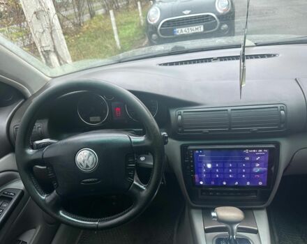 Сірий Фольксваген Пассат, об'ємом двигуна 2.5 л та пробігом 325 тис. км за 4000 $, фото 3 на Automoto.ua