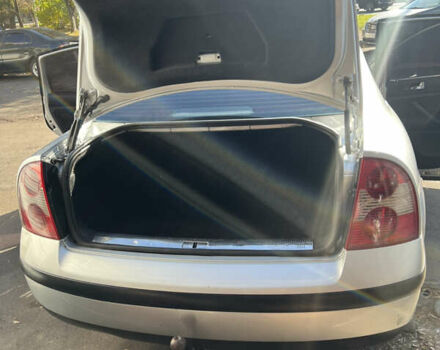 Серый Фольксваген Пассат, объемом двигателя 2 л и пробегом 210 тыс. км за 4800 $, фото 23 на Automoto.ua