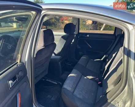 Серый Фольксваген Пассат, объемом двигателя 1.78 л и пробегом 258 тыс. км за 4500 $, фото 7 на Automoto.ua