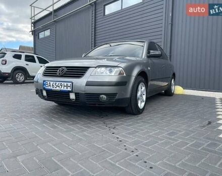 Серый Фольксваген Пассат, объемом двигателя 1.6 л и пробегом 274 тыс. км за 5200 $, фото 2 на Automoto.ua