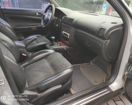 Серый Фольксваген Пассат, объемом двигателя 1.8 л и пробегом 250 тыс. км за 3600 $, фото 11 на Automoto.ua