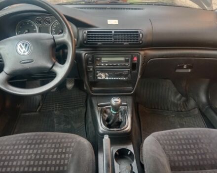 Серый Фольксваген Пассат, объемом двигателя 0 л и пробегом 250 тыс. км за 3700 $, фото 4 на Automoto.ua