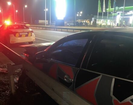 Сірий Фольксваген Пассат, об'ємом двигуна 1.8 л та пробігом 342 тис. км за 2000 $, фото 4 на Automoto.ua