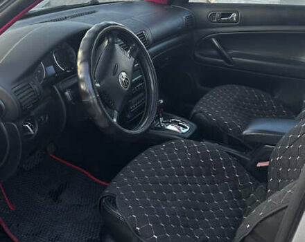 Серый Фольксваген Пассат, объемом двигателя 2.8 л и пробегом 317 тыс. км за 3700 $, фото 4 на Automoto.ua