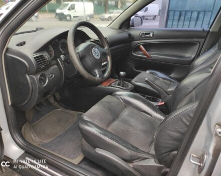 Серый Фольксваген Пассат, объемом двигателя 1.8 л и пробегом 250 тыс. км за 3600 $, фото 13 на Automoto.ua