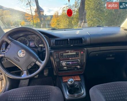 Серый Фольксваген Пассат, объемом двигателя 1.78 л и пробегом 258 тыс. км за 4500 $, фото 3 на Automoto.ua