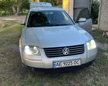 Серый Фольксваген Пассат, объемом двигателя 4 л и пробегом 363 тыс. км за 5500 $, фото 19 на Automoto.ua