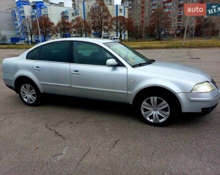 Серый Фольксваген Пассат, объемом двигателя 2.5 л и пробегом 424 тыс. км за 5150 $, фото 5 на Automoto.ua