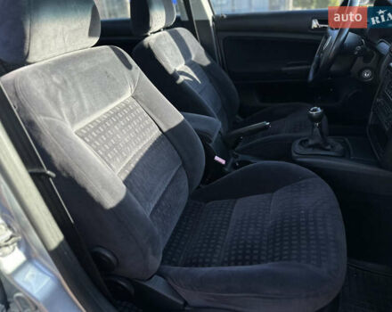 Серый Фольксваген Пассат, объемом двигателя 2 л и пробегом 256 тыс. км за 5600 $, фото 41 на Automoto.ua