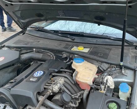 Серый Фольксваген Пассат, объемом двигателя 1.6 л и пробегом 271 тыс. км за 5200 $, фото 8 на Automoto.ua