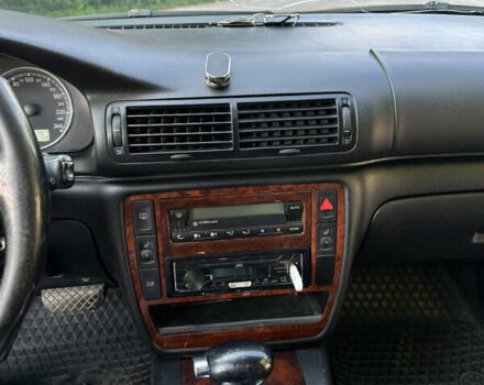 Серый Фольксваген Пассат, объемом двигателя 2.32 л и пробегом 388 тыс. км за 4650 $, фото 11 на Automoto.ua