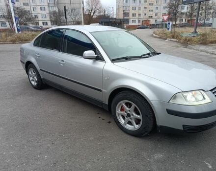 Серый Фольксваген Пассат, объемом двигателя 1.6 л и пробегом 217 тыс. км за 4350 $, фото 2 на Automoto.ua