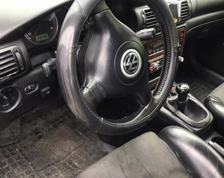 Серый Фольксваген Пассат, объемом двигателя 1.8 л и пробегом 273 тыс. км за 5200 $, фото 11 на Automoto.ua