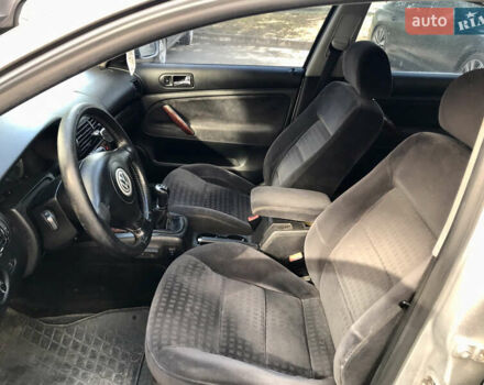 Серый Фольксваген Пассат, объемом двигателя 1.98 л и пробегом 355 тыс. км за 4000 $, фото 8 на Automoto.ua