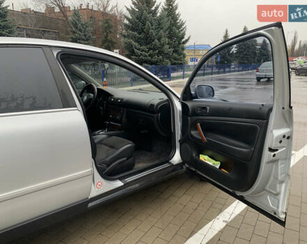 Серый Фольксваген Пассат, объемом двигателя 1.78 л и пробегом 210 тыс. км за 4400 $, фото 6 на Automoto.ua