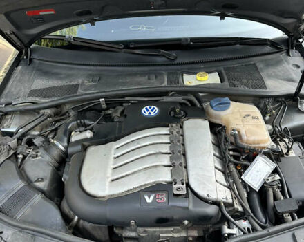 Серый Фольксваген Пассат, объемом двигателя 2.32 л и пробегом 388 тыс. км за 4650 $, фото 10 на Automoto.ua