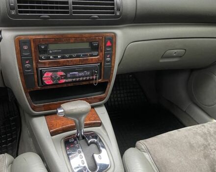 Серый Фольксваген Пассат, объемом двигателя 1.8 л и пробегом 311 тыс. км за 3500 $, фото 3 на Automoto.ua