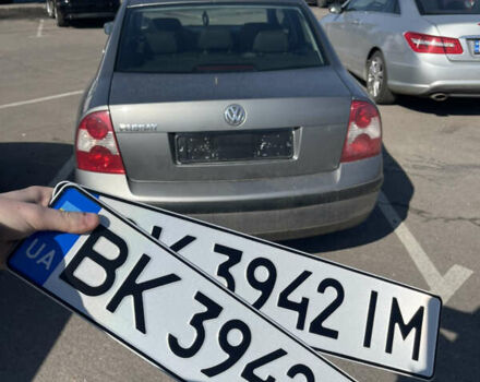 Серый Фольксваген Пассат, объемом двигателя 1.6 л и пробегом 286 тыс. км за 5200 $, фото 5 на Automoto.ua