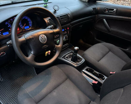 Серый Фольксваген Пассат, объемом двигателя 1.6 л и пробегом 286 тыс. км за 5200 $, фото 12 на Automoto.ua