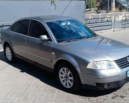 Серый Фольксваген Пассат, объемом двигателя 1.8 л и пробегом 250 тыс. км за 4500 $, фото 1 на Automoto.ua