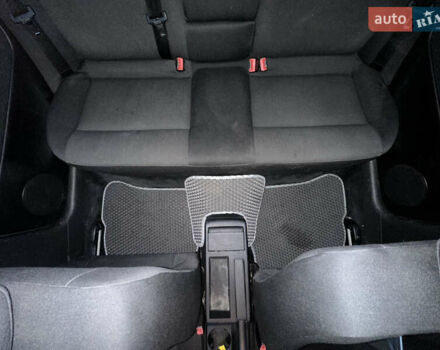 Серый Фольксваген Пассат, объемом двигателя 1.6 л и пробегом 286 тыс. км за 5200 $, фото 19 на Automoto.ua