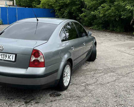 Серый Фольксваген Пассат, объемом двигателя 1.6 л и пробегом 380 тыс. км за 5100 $, фото 4 на Automoto.ua