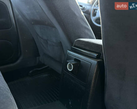 Серый Фольксваген Пассат, объемом двигателя 2 л и пробегом 256 тыс. км за 5600 $, фото 37 на Automoto.ua