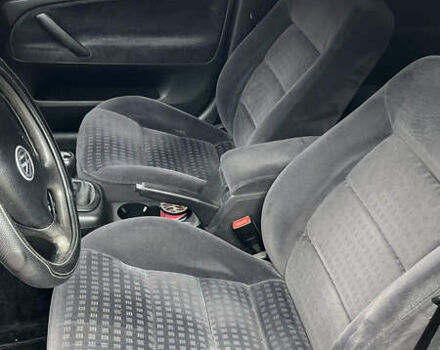 Серый Фольксваген Пассат, объемом двигателя 1.6 л и пробегом 380 тыс. км за 5100 $, фото 9 на Automoto.ua