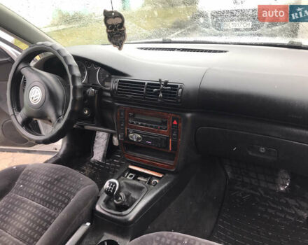 Серый Фольксваген Пассат, объемом двигателя 1.98 л и пробегом 355 тыс. км за 4000 $, фото 14 на Automoto.ua